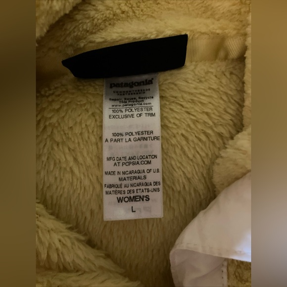 Patagonia Sweater Womens Large Yellow Re Tool Snap Pockets Pullover Outdoor - Picture 5 of 6